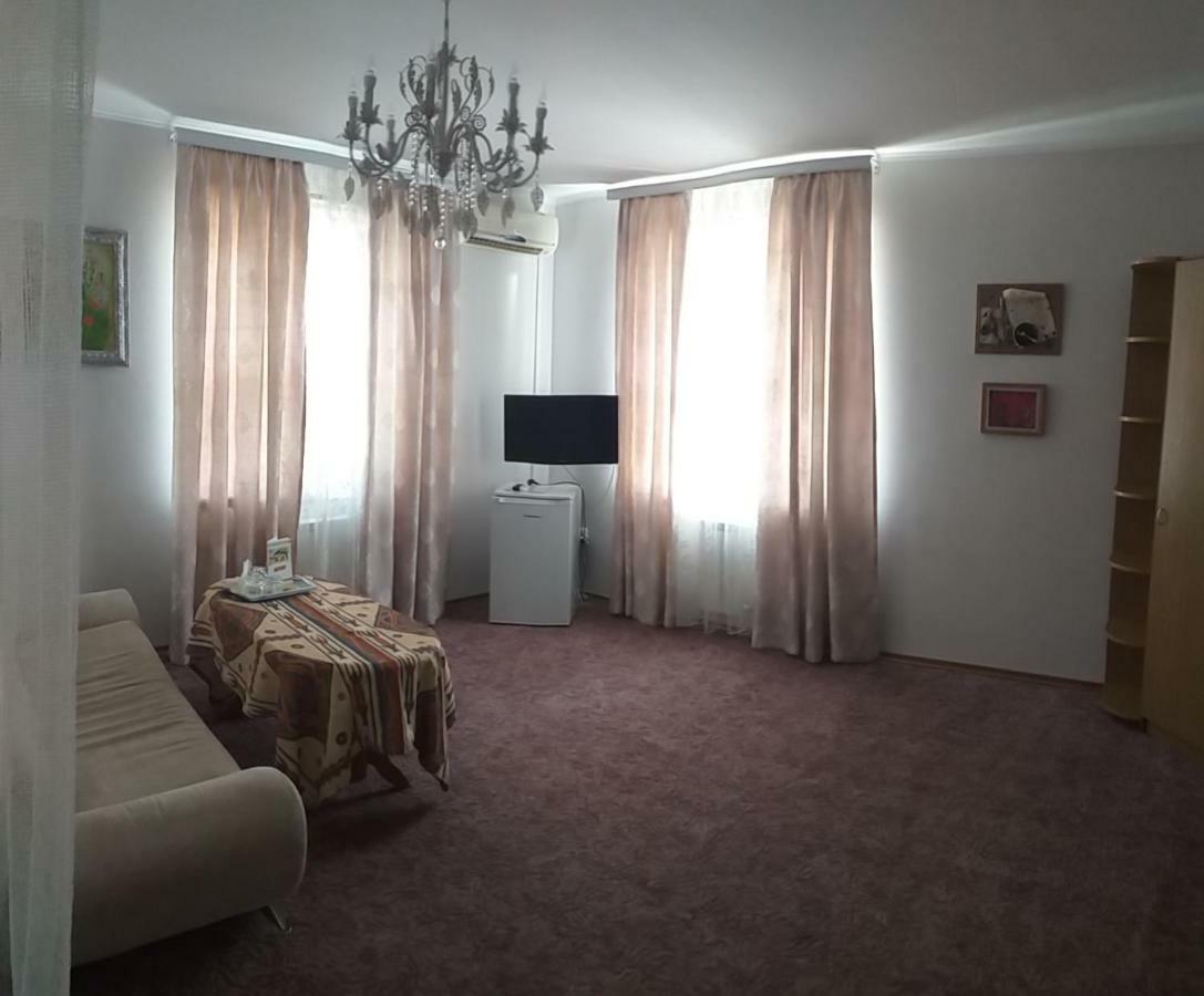 Fiesta Hotel Bilhorod-Dnistrovsʼkyy Eksteriør billede